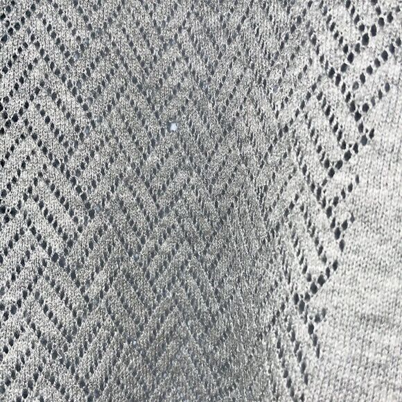 Knit Light Long Sleeved Gray Sweater Top Size Medium - Picture 5 of 6